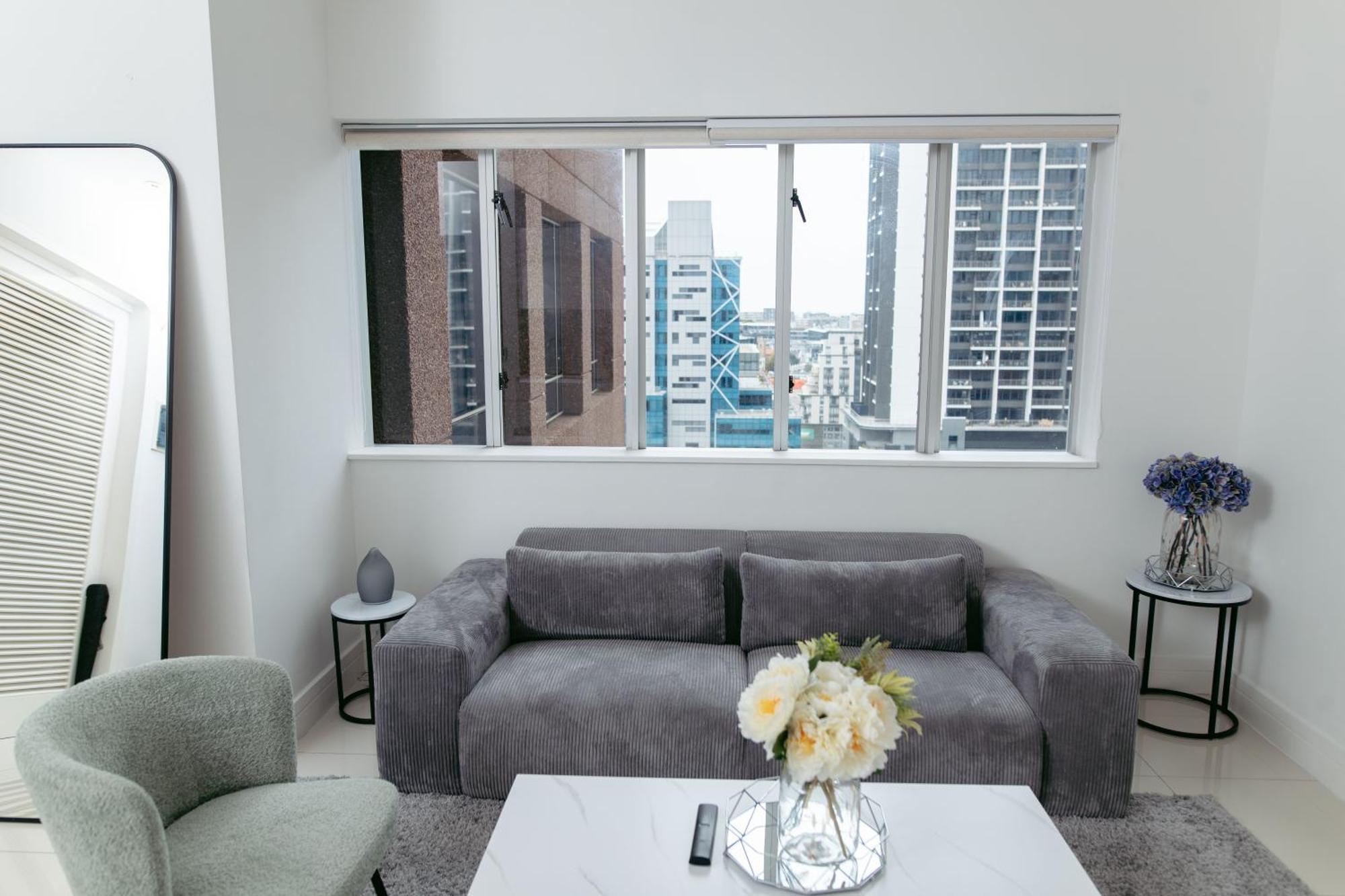 Apartment Stylish With Stunning Views *